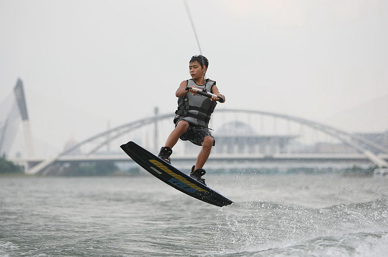 :: Waterski & Wakeboard @ Putrajaya Malaysia!!